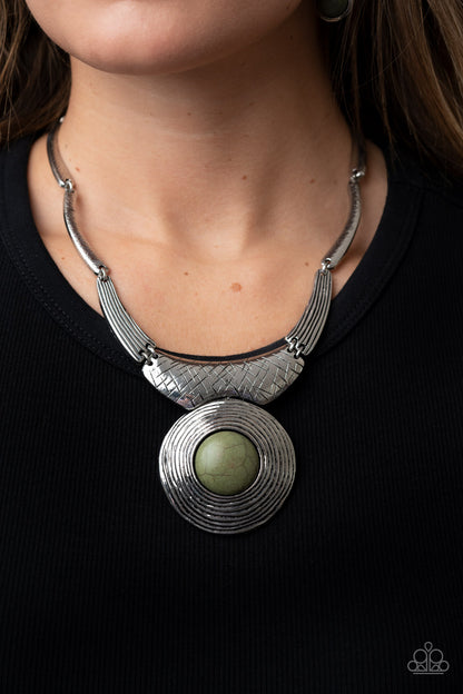 EMPRESS-ive Resume - Green - Paparazzi Necklace