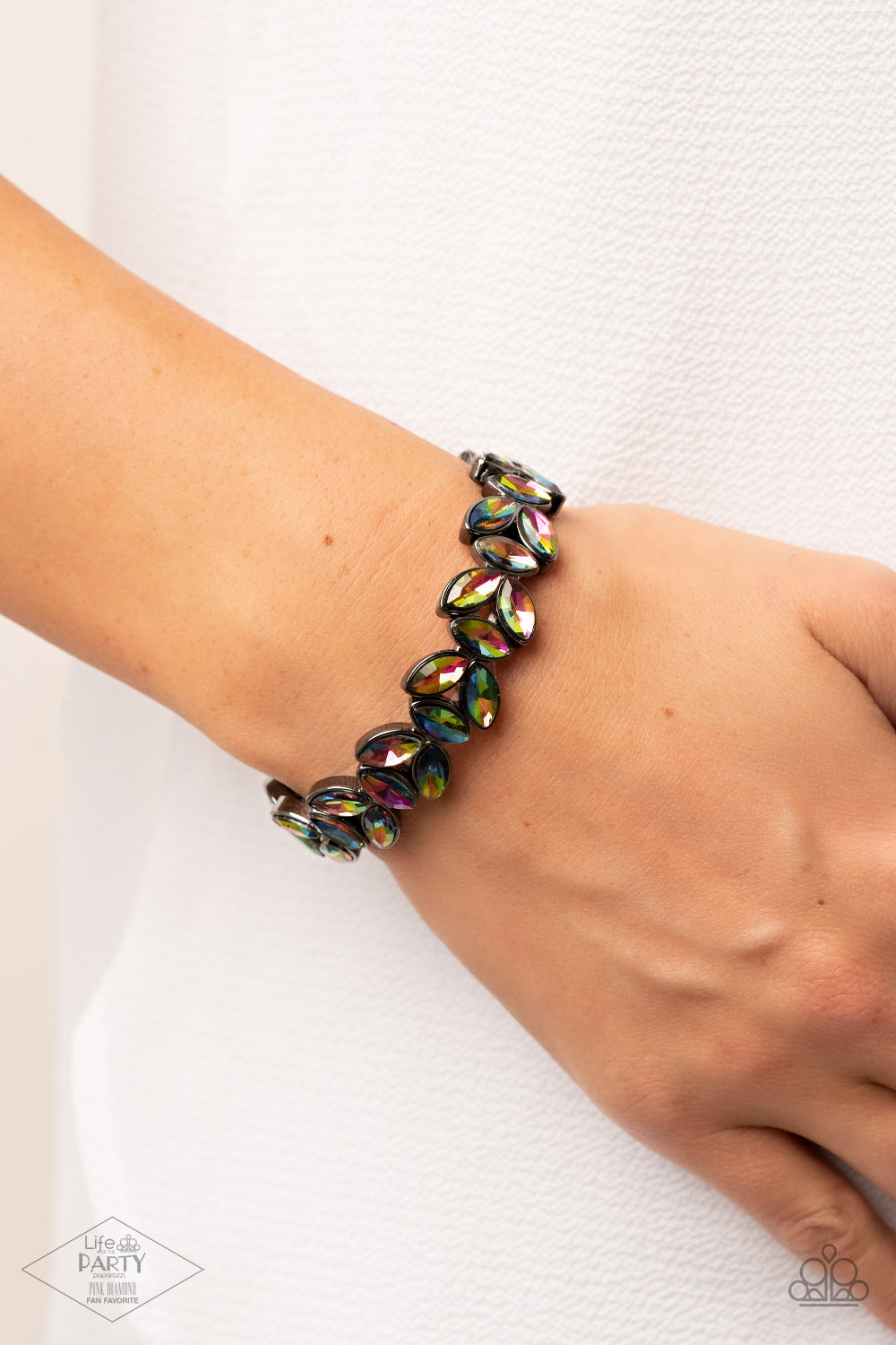 Gilded Gardens - Multi - Paparazzi Bracelet (2022 Pink Diamond)