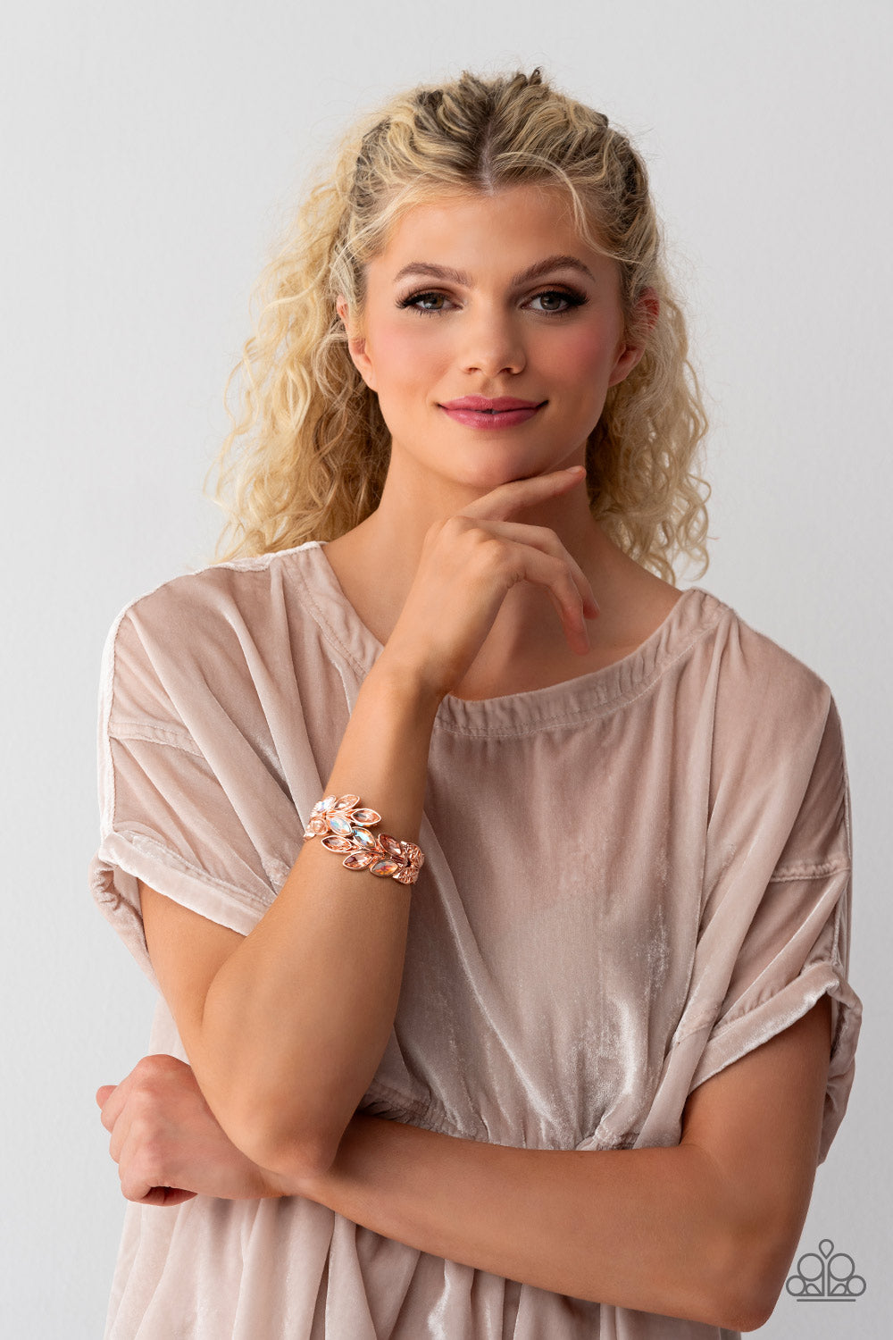 Luminous Laurels - Rose Gold - Paparazzi Bracelet