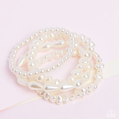 Gossip PEARL - White - Paparazzi Bracelet
