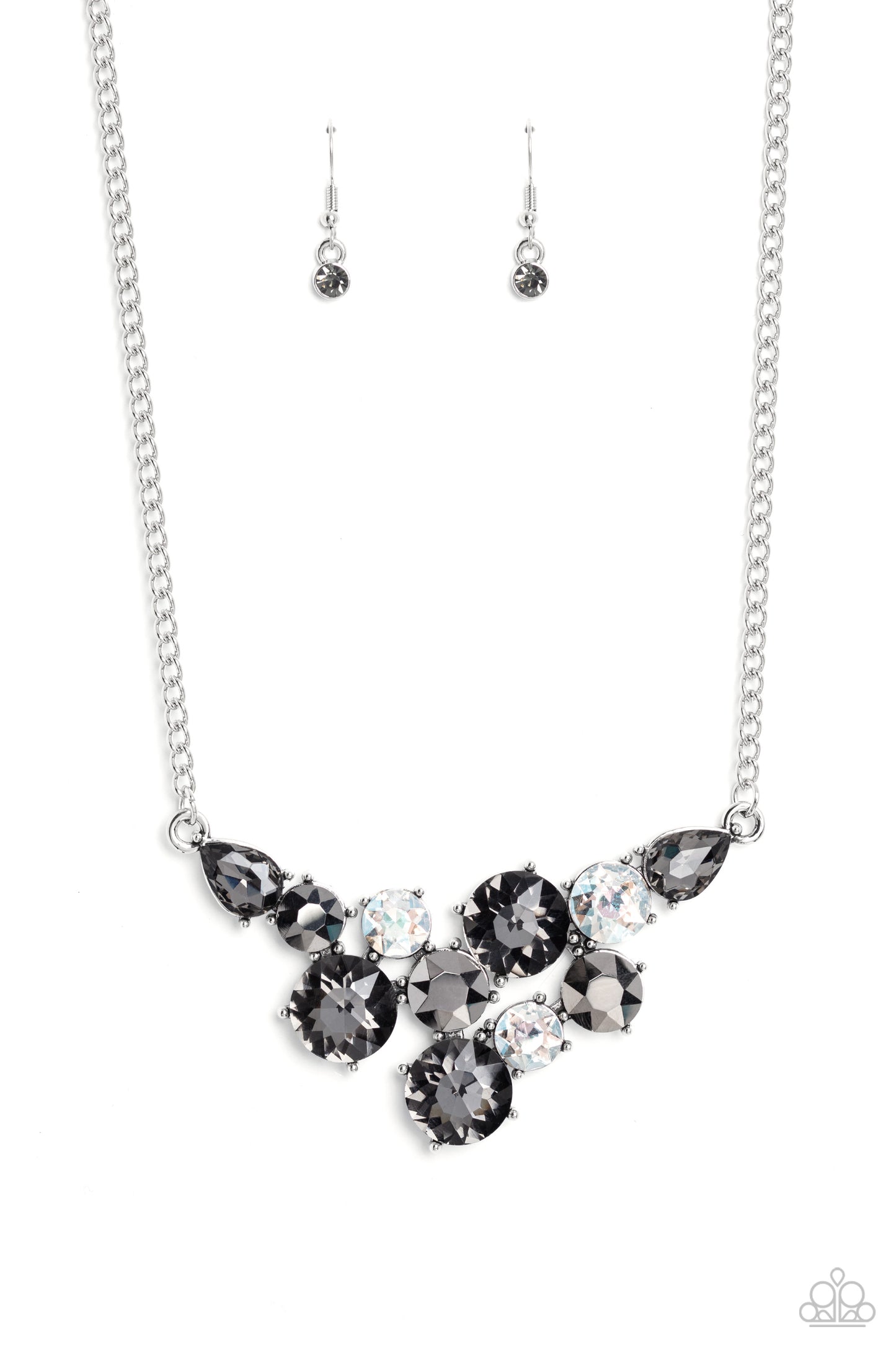 Round Royalty - Silver - Paparazzi Necklace