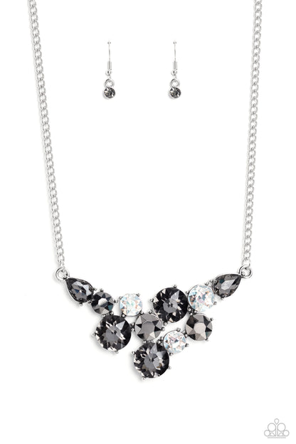 Round Royalty - Silver - Paparazzi Necklace