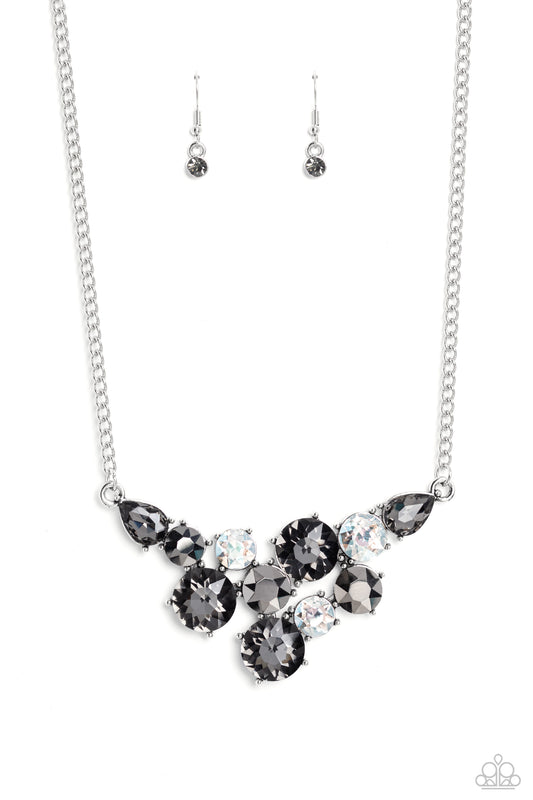 Round Royalty - Silver - Paparazzi Necklace