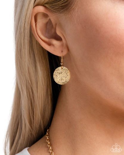 Selfie SHEEN - Gold - Paparazzi Necklace