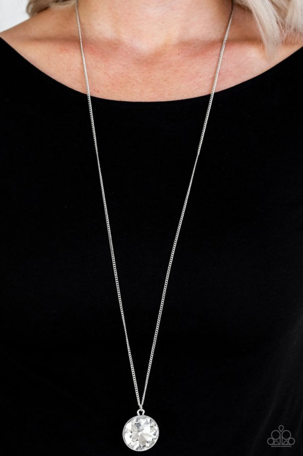 Dauntless Diva - White - Paparazzi Necklace