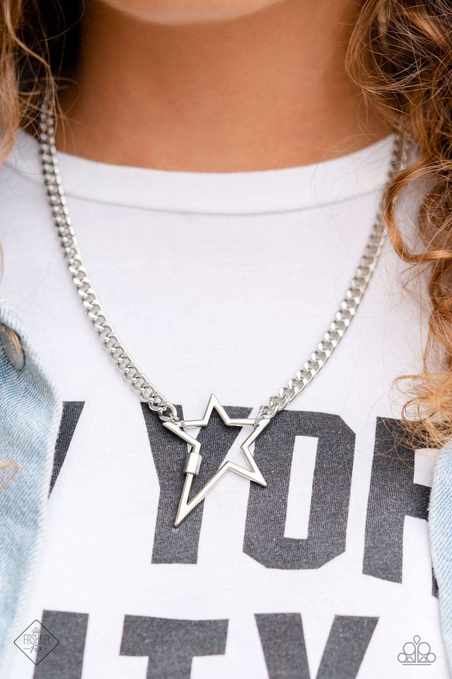 Playful Popstar - Silver - Paparazzi Necklace (2023 Fashion Fix Necklace)