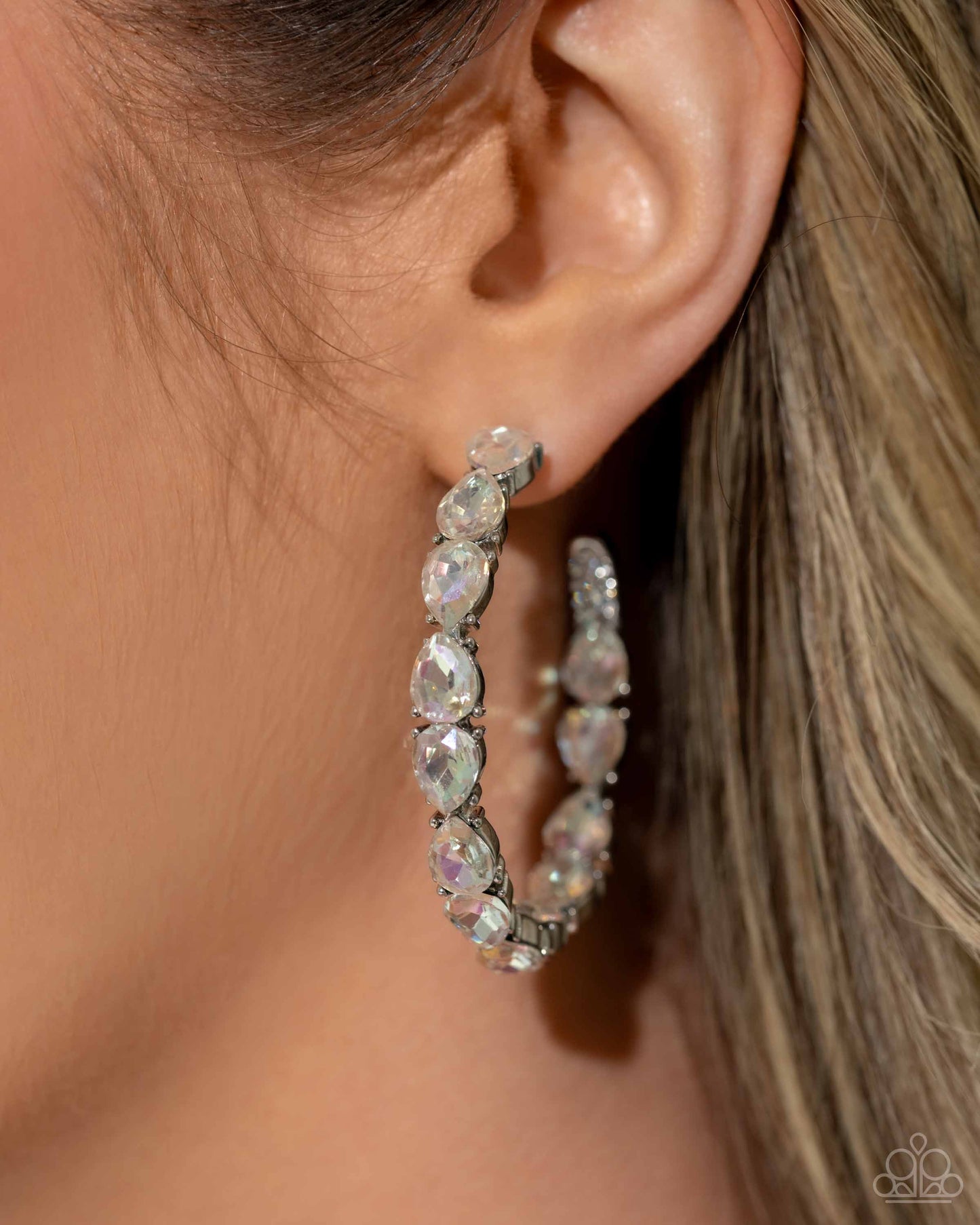 Presidential Pizzazz - White - Paparazzi Earrings (2024 March LOP)