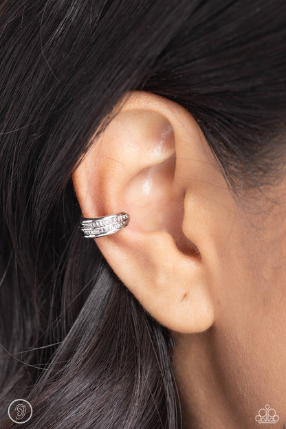 Serrated Season - Paparazzi Ear Cuff