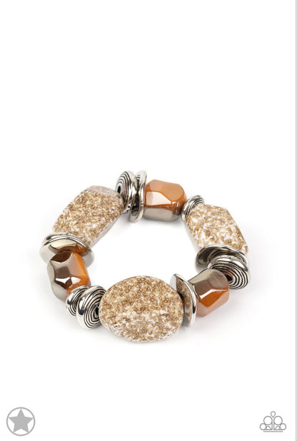 Glaze of Glory Brown - Paparazzi Bracelet (Blockbuster)