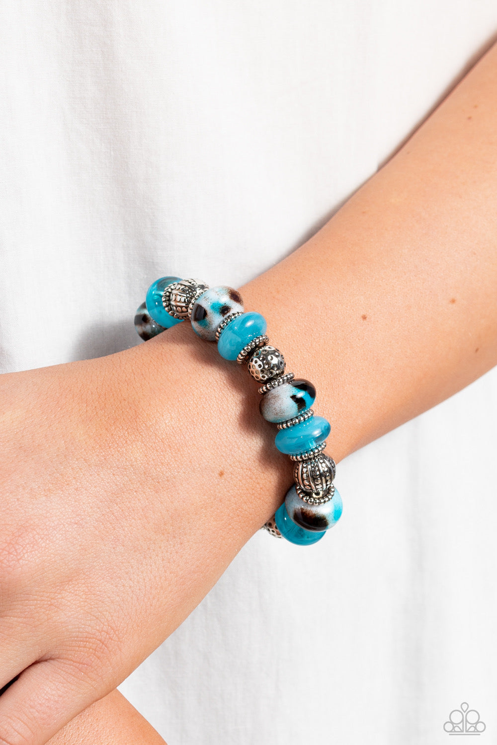 Warped Whimsicality - Blue Necklace and Warped Wayfarer Blue Bracelet