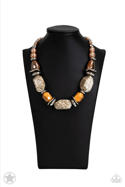 In Good Glazes Brown - Paparazzi Necklace